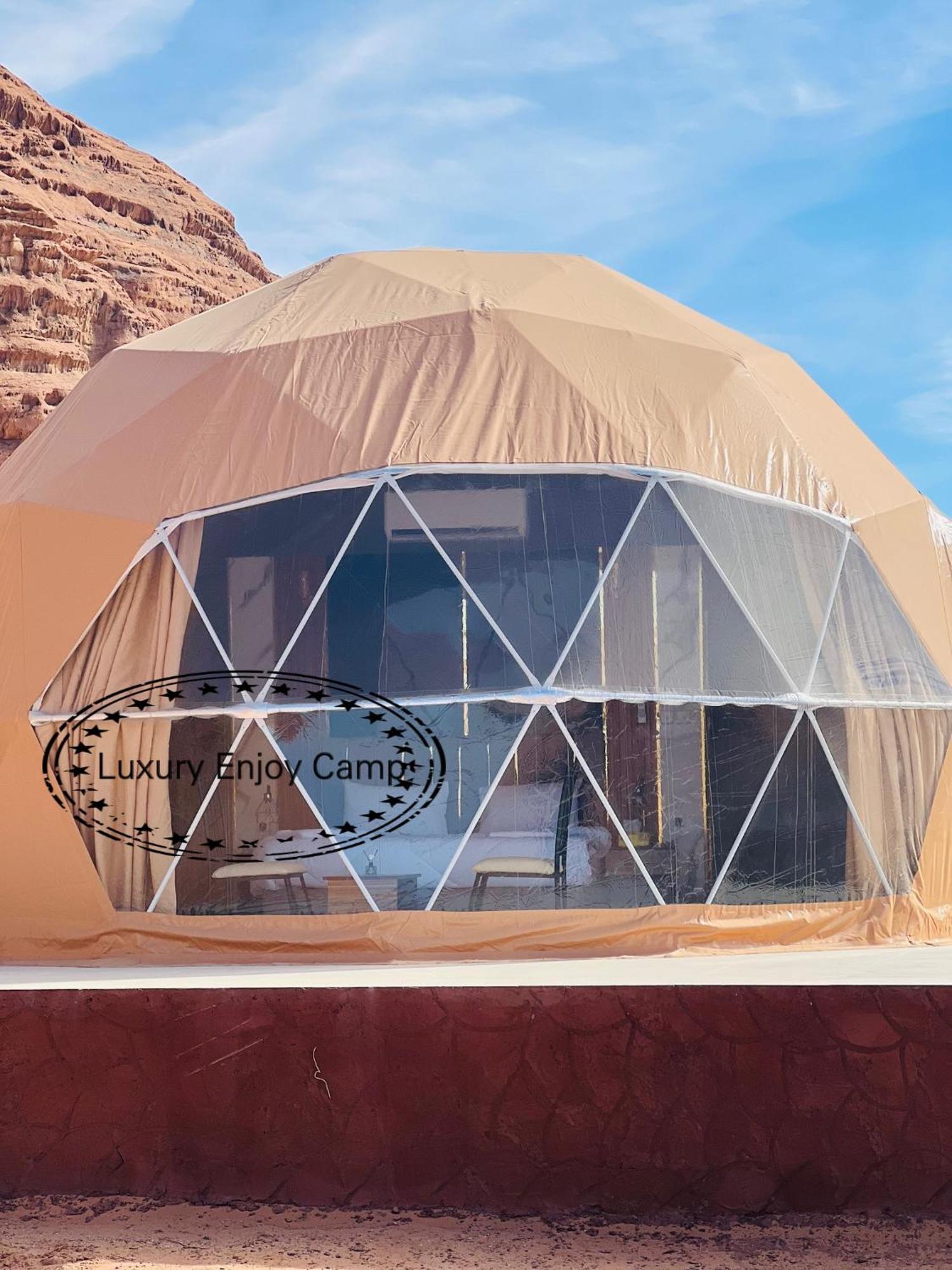Abdullah Luxury Camp Apartment Wadi Rum Bagian luar foto