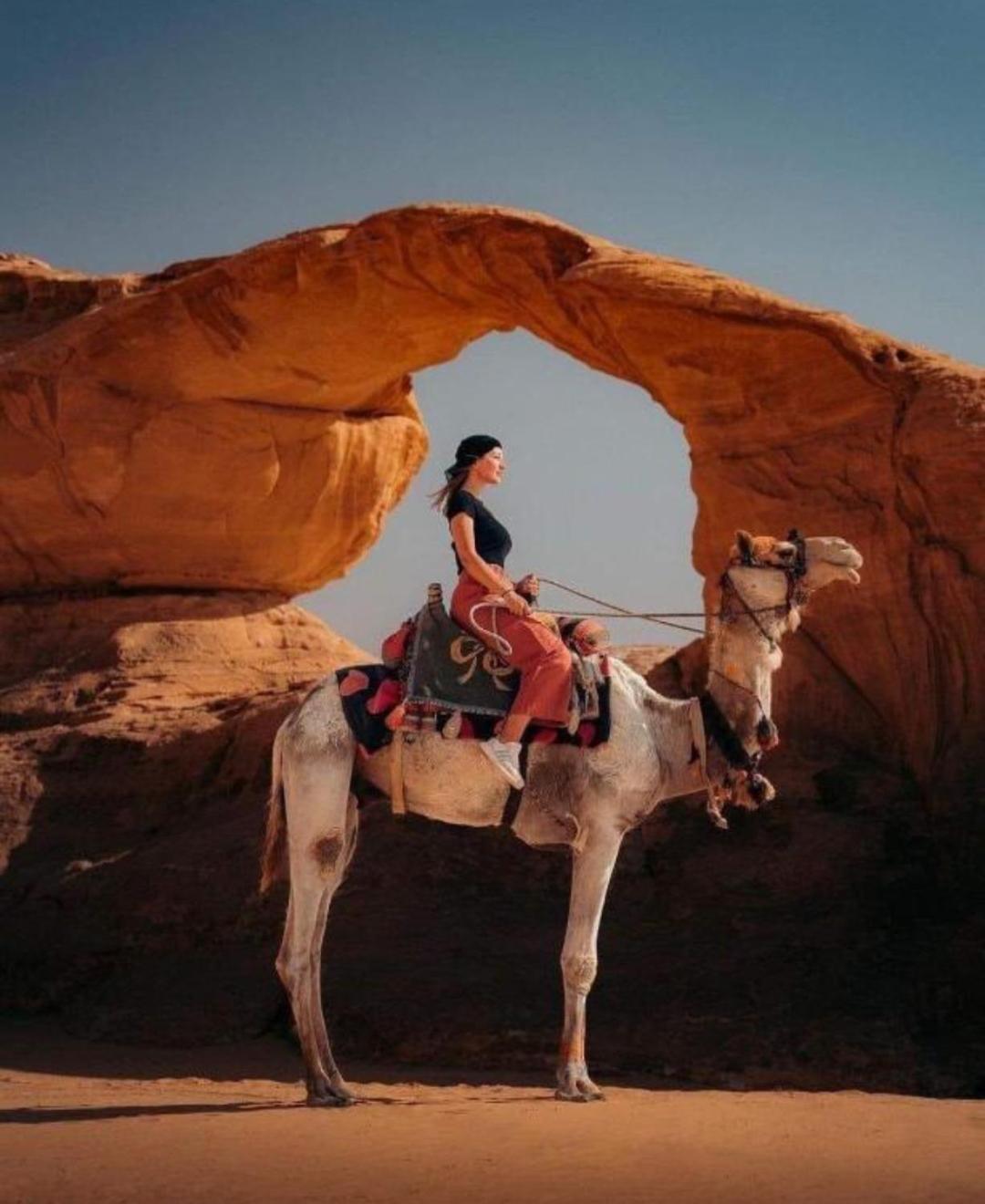 Abdullah Luxury Camp Apartment Wadi Rum Bagian luar foto